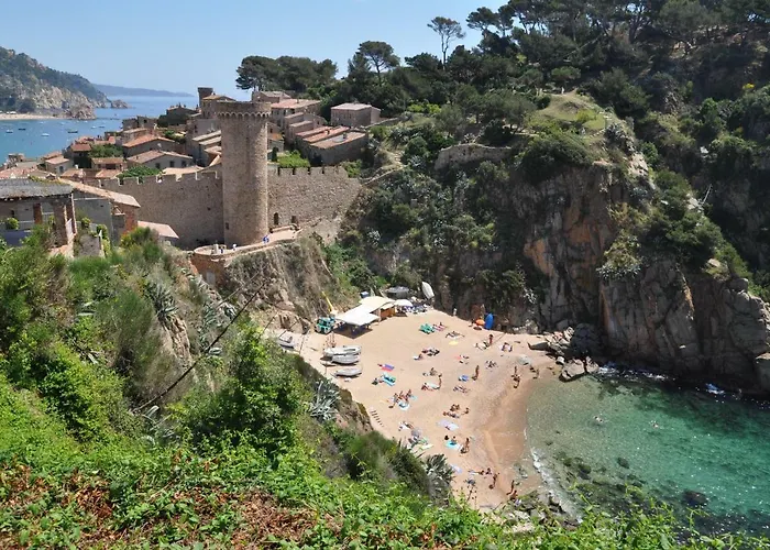 Tossa Unique Moments